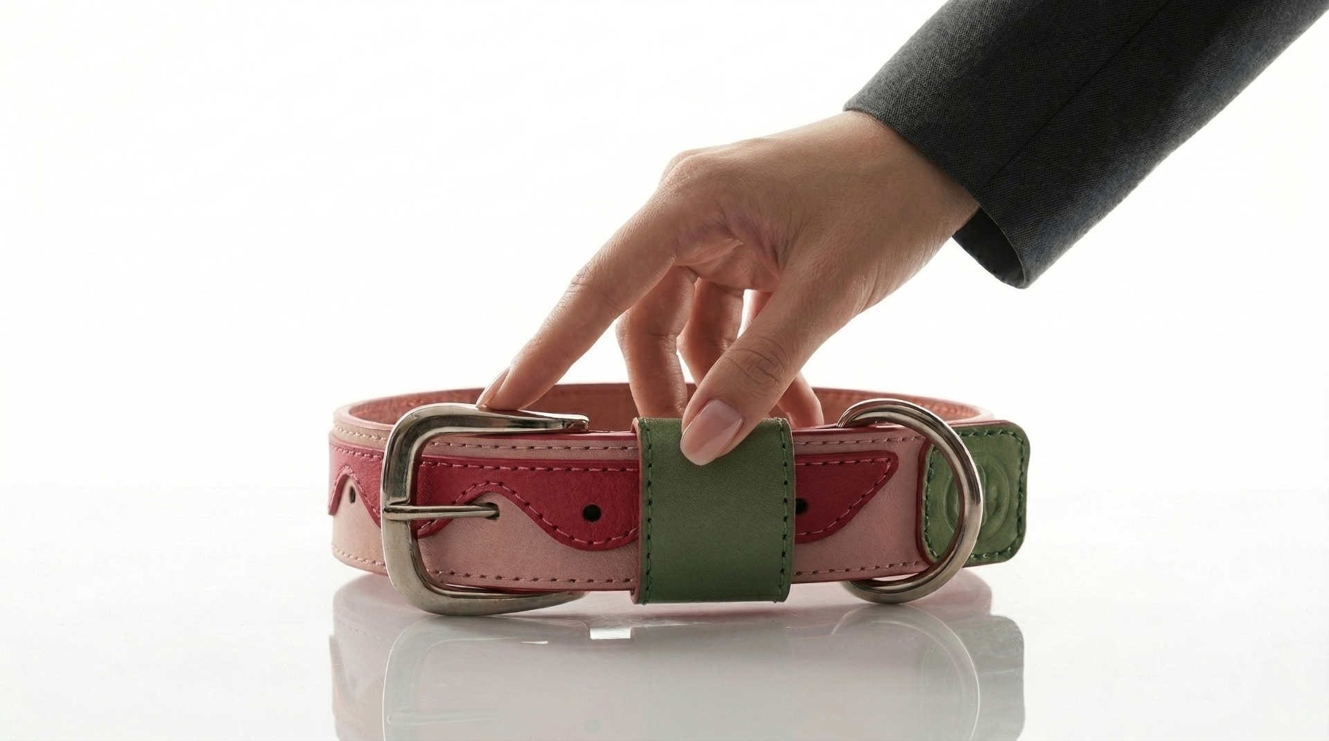 Artisan collar Two Pink Bones